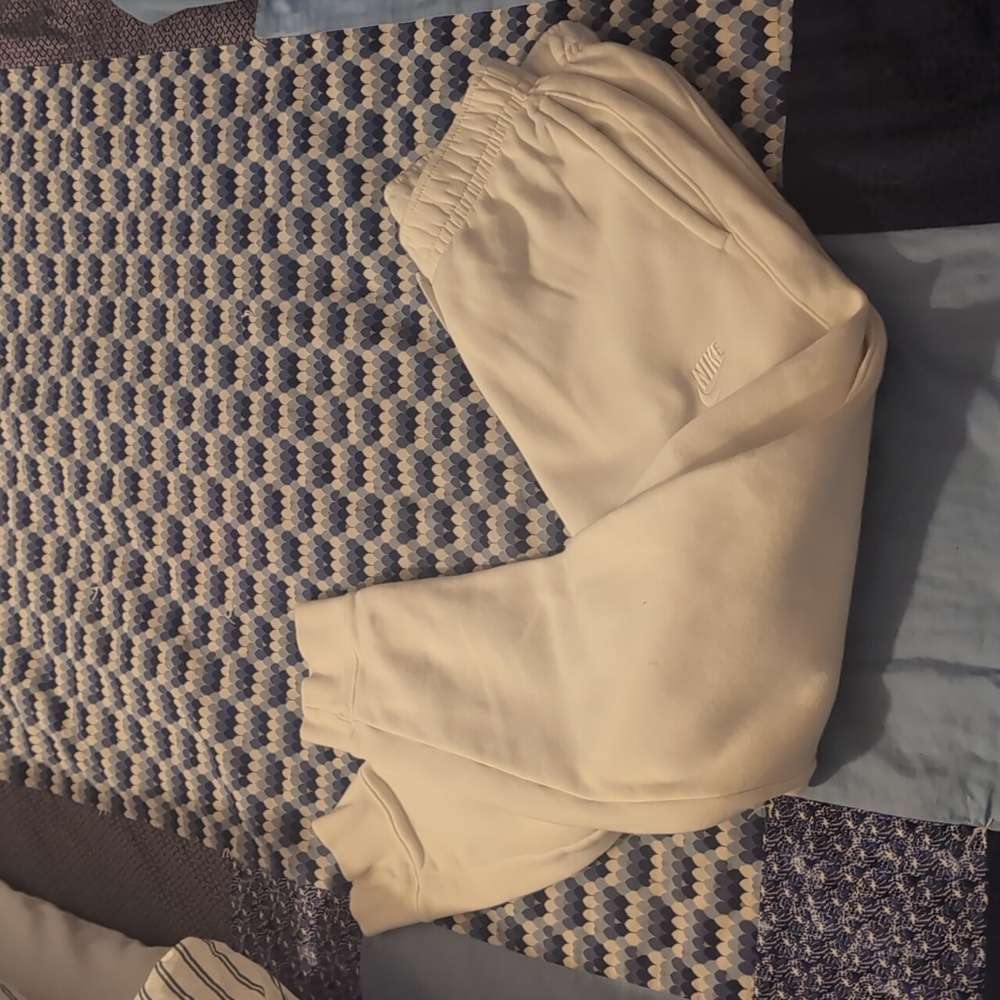 Nike Sweatpants White
